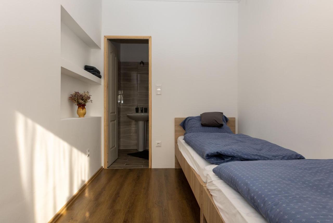 Takacs Pince Apartman Hajos Dış mekan fotoğraf